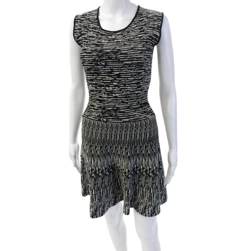 Romeo & Juliet Women Fit & Flare Sweater Dress Black Geometric Size XS